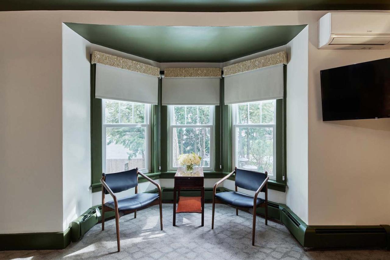 Hotel The Whitlock Lenox Esterno foto