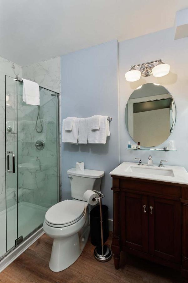 Hotel The Whitlock Lenox Esterno foto
