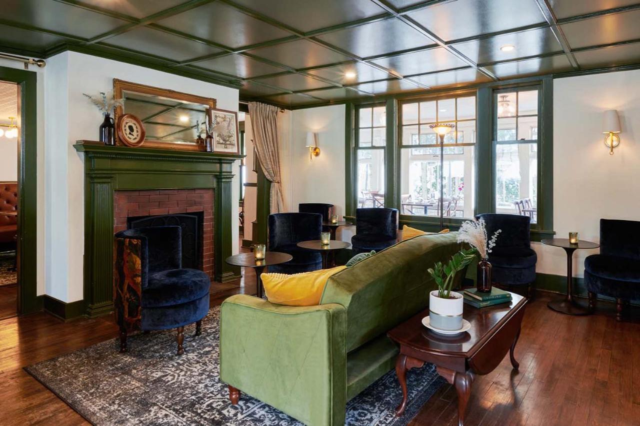 Hotel The Whitlock Lenox Esterno foto