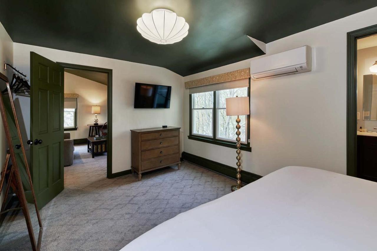 Hotel The Whitlock Lenox Esterno foto
